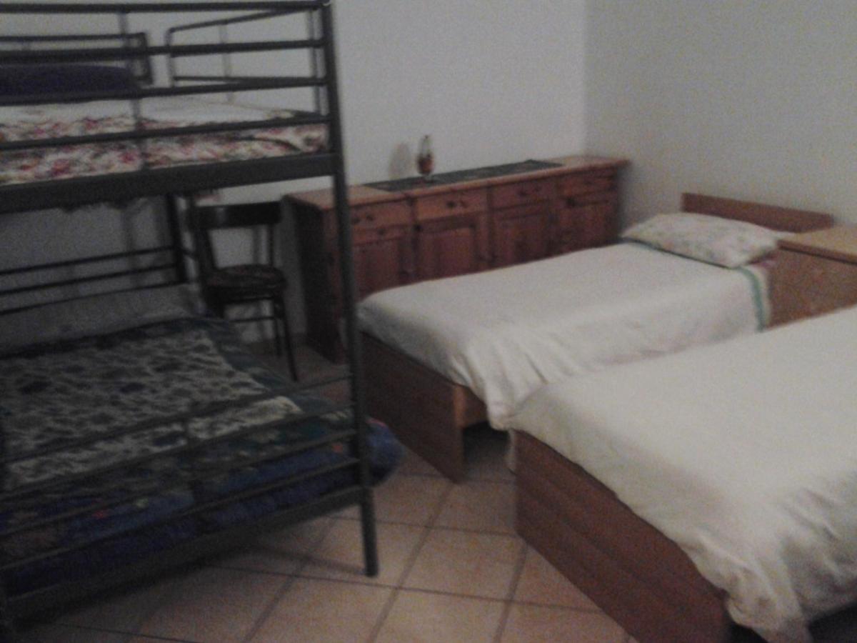 Bed and Breakfast Lontani Da Casa Borgofranco d'Ivrea Esterno foto